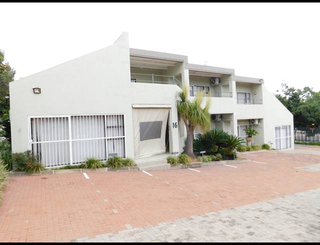 450M² OFFICE TO LET IN FERNDALE
